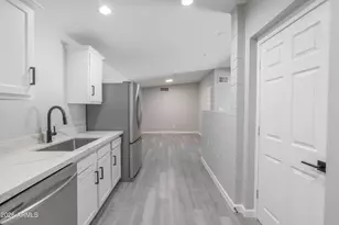 4230 N 49th Dr, Phoenix, AZ 85031 - Photo 12