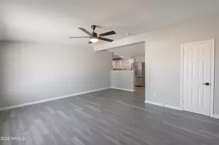 4230 N 49th Dr, Phoenix, AZ 85031 - Photo 6