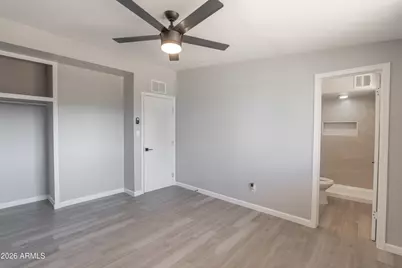 4230 N 49th Drive, Phoenix, AZ 85031 - Photo 18