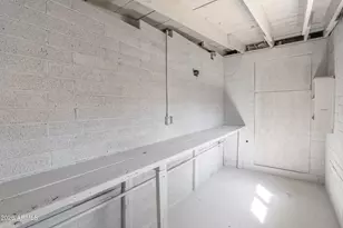 4230 N 49th Dr, Phoenix, AZ 85031 - Photo 30