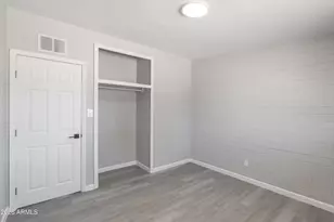 4230 N 49th Dr, Phoenix, AZ 85031 - Photo 22
