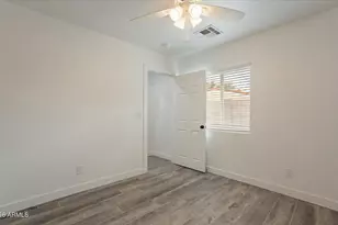 5039 N 18th Ave, Phoenix, AZ 85015 - Photo 14