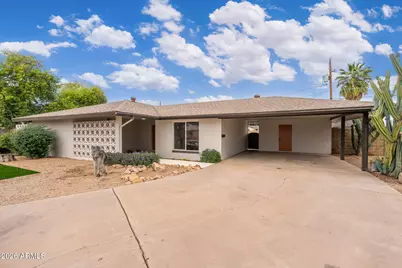 7734 N 34th Avenue, Phoenix, AZ 85051 - Photo 2