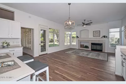 22920 N 73rd Drive, Glendale, AZ 85310 - Photo 2