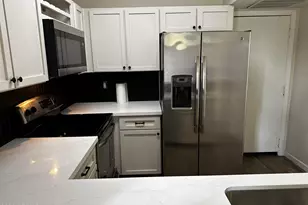 1126 W Elliot Rd, Chandler, AZ 85224 - Photo 6