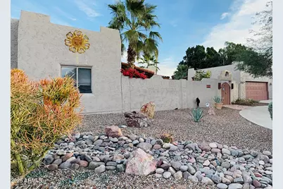 1802 E Stella Lane, Phoenix, AZ 85016 - Photo 2
