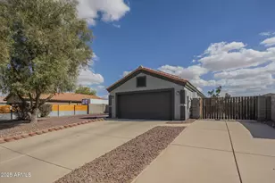 14815 S Padres Rd, Arizona City, AZ 85123 - Photo 2