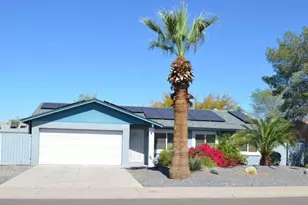 9614 W Echo Ln, Peoria, AZ 85345 - Photo 2