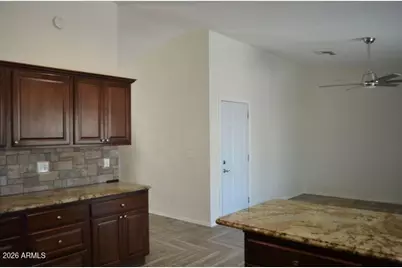 9614 W Echo Lane, Peoria, AZ 85345 - Photo 12