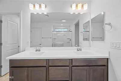 8926 W Oregon Avenue, Glendale, AZ 85305 - Photo 16