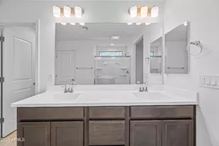 8926 W Oregon Ave, Glendale, AZ 85305 - Photo 16