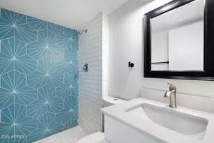 2923 N 38th St, Phoenix, AZ 85018 - Photo 8