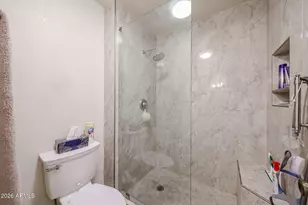 9430 E Mission Ln, Scottsdale, AZ 85258 - Photo 16