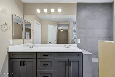 315 W Mountain Sage Drive, Phoenix, AZ 85045 - Photo 18