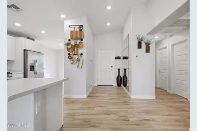 4212 S 98th Lane, Tolleson, AZ 85353 - Photo 8