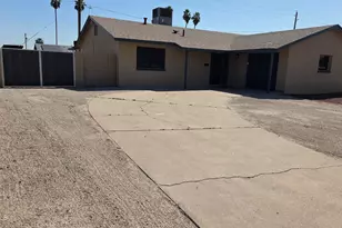 4057 N 79th Dr, Phoenix, AZ 85033 - Photo 2