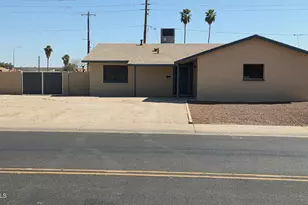 4057 N 79th Dr, Phoenix, AZ 85033 - Photo 1