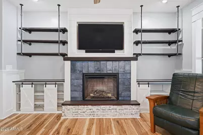 2076 E Willis Road, Gilbert, AZ 85297 - Photo 10