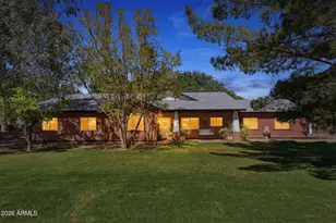 2076 E Willis Rd, Gilbert, AZ 85297 - Photo 1