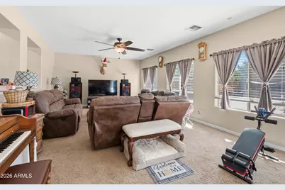 7639 W Georgetown Way, Florence, AZ 85132 - Photo 8