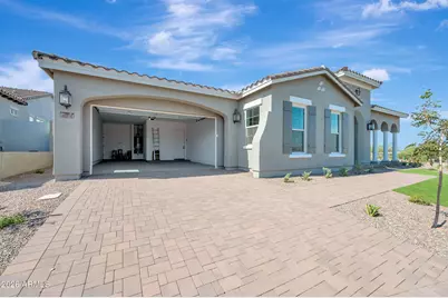 20776 W San Miguel Avenue, Buckeye, AZ 85396 - Photo 2