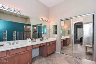 2116 E Beautiful Ln, Phoenix, AZ 85042 - Photo 14