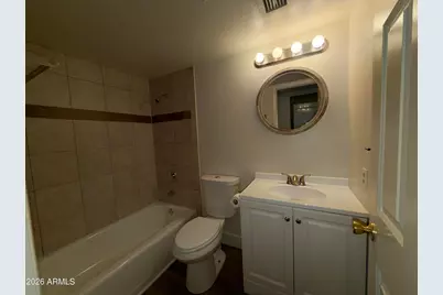 17 E Ruth Avenue #Unit 305, Phoenix, AZ 85020 - Photo 6