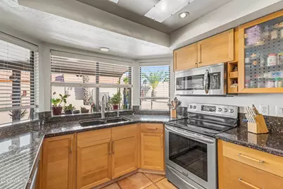 5002 E Le Marche Avenue, Scottsdale, AZ 85254 - Photo 16