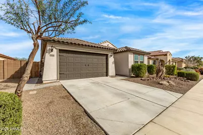 19226 W Jackson Street, Buckeye, AZ 85326 - Photo 4