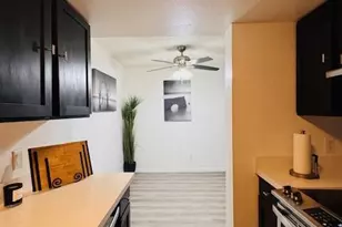 3221 W Royal Palm Road W, Phoenix, AZ 85051 - Photo 12