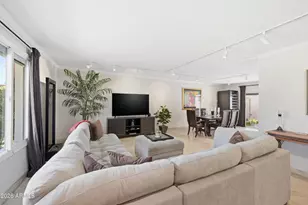 8331 E Indian School Rd, Scottsdale, AZ 85251 - Photo 12