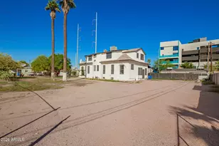 819 S 3rd Ave, Phoenix, AZ 85003 - Photo 42