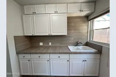 30 W Culver Street #Apt B, Phoenix, AZ 85003 - Photo 14