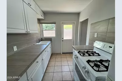 30 W Culver Street #Apt B, Phoenix, AZ 85003 - Photo 16