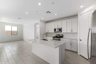 8728 S 170th Ave, Goodyear, AZ 85338 - Photo 2