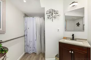 10950 W Union Hills Dr, Sun City, AZ 85373 - Photo 16