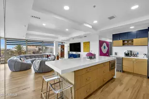 7157 E Rancho Vista Dr, Scottsdale, AZ 85251 - Photo 2