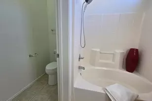 2150 E Bell Rd, Phoenix, AZ 85022 - Photo 10