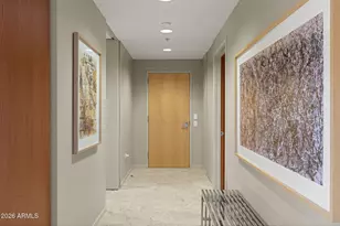 7167 E Rancho Vista Dr, Scottsdale, AZ 85251 - Photo 2