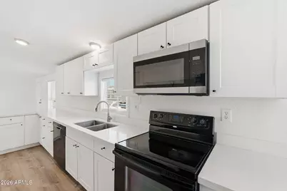 10810 N 91st Avenue #50, Peoria, AZ 85345 - Photo 8