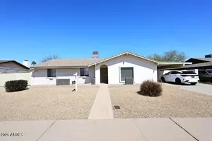 2808 E Lupine Ave E, Phoenix, AZ 85028 - Photo 1