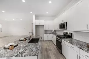 19206 W Wolf St, Litchfield Park, AZ 85340 - Photo 8