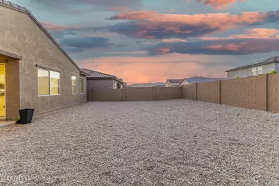 19206 W Wolf Street, Litchfield Park, AZ 85340 - Photo 44