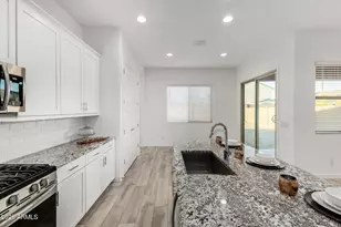 19206 W Wolf St, Litchfield Park, AZ 85340 - Photo 10