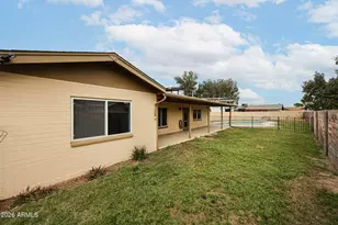 6608 W Mercer Ln, Glendale, AZ 85304 - Photo 36