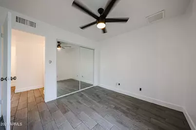 6608 W Mercer Lane, Glendale, AZ 85304 - Photo 16