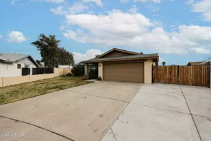 6608 W Mercer Ln, Glendale, AZ 85304 - Photo 1
