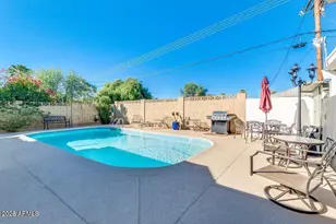 4242 N 31st Pl, Phoenix, AZ 85016 - Photo 1