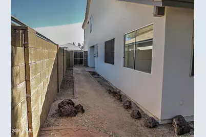 15814 N 6th Avenue, Phoenix, AZ 85023 - Photo 18