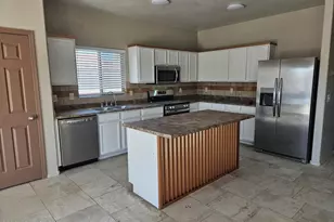 36337 W Velazquez Dr, Maricopa, AZ 85138 - Photo 10